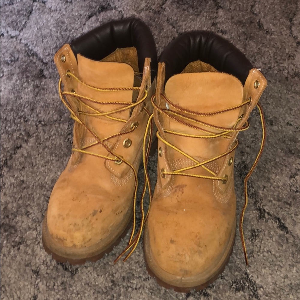 Worn Tims size 5m/6w